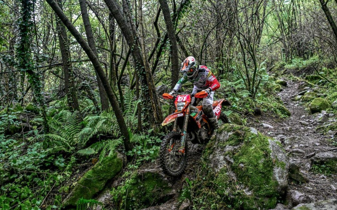 Lo mejor de EnduroGP en Portugal e Italia: títulos, estrenos y batallas al rojo vivo
