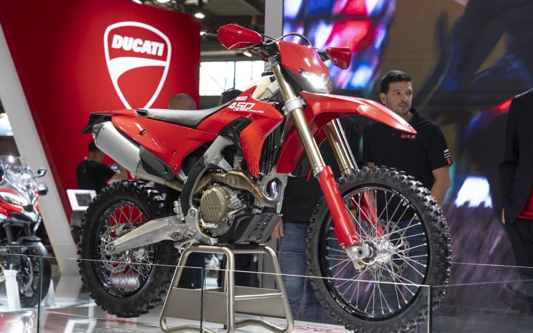 Principales novedades en motos de Enduro/MX/Rally presentadas en EICMA 26