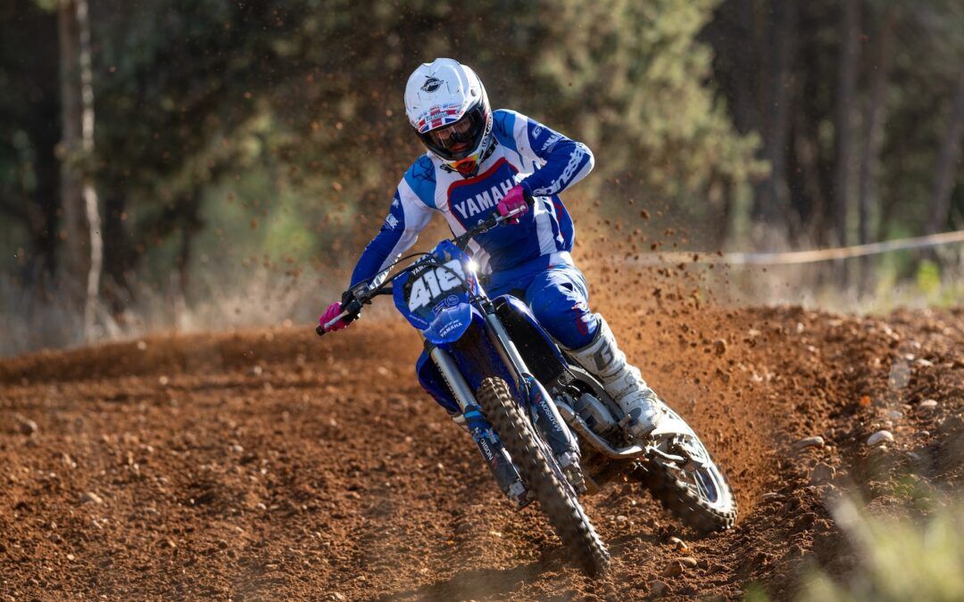 Stock, Gajser y Andrzejewski ¡Ganadores de la Copa Europea YZ BLU CRU FIM 2025!