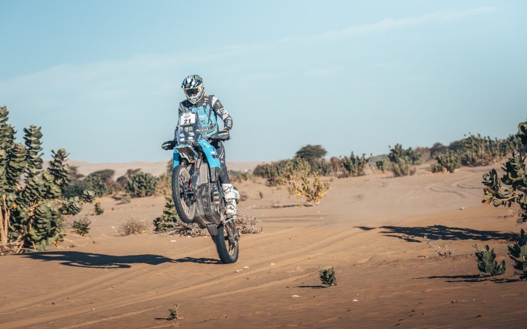África Eco Race: Gautier Paulin se impone y Marini recupera el liderato en la 8ª etapa