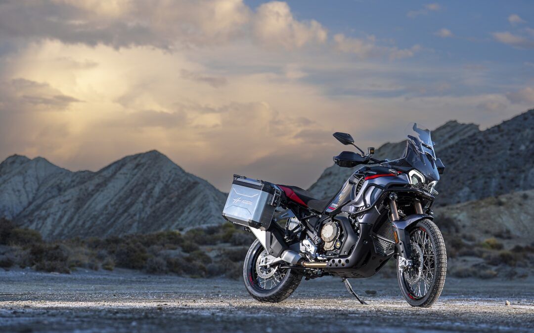 La MV Agusta Enduro Veloce 2026, llega de serie con un altísimo equipamiento