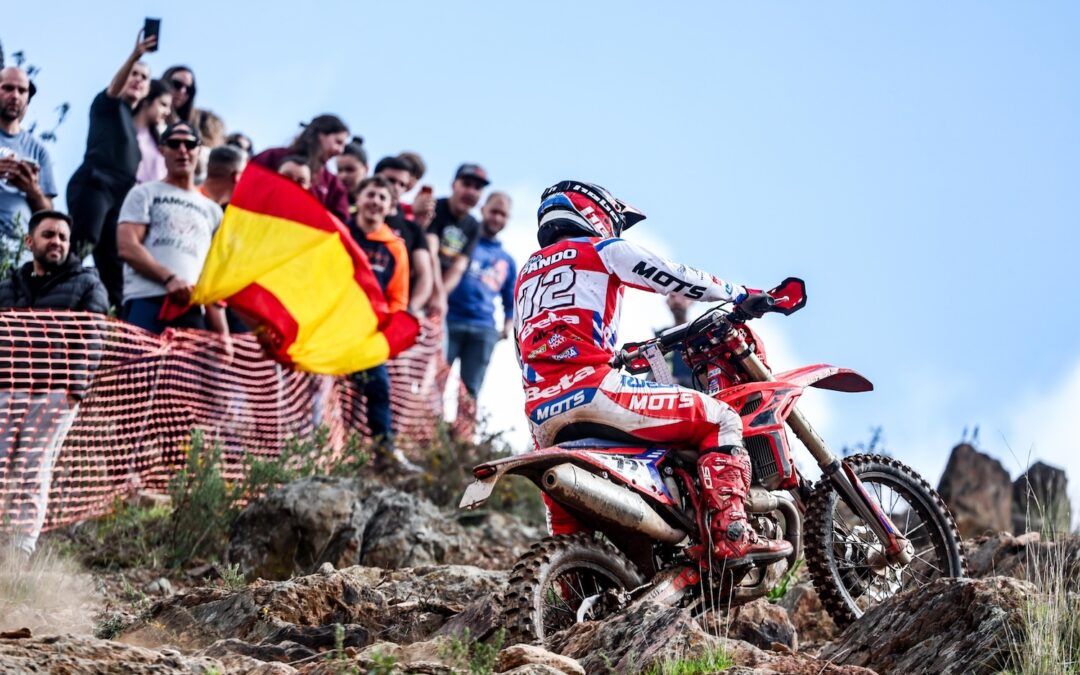 Beta Trueba arranca con fuerza el Nacional de Enduro en Valverde del Camino