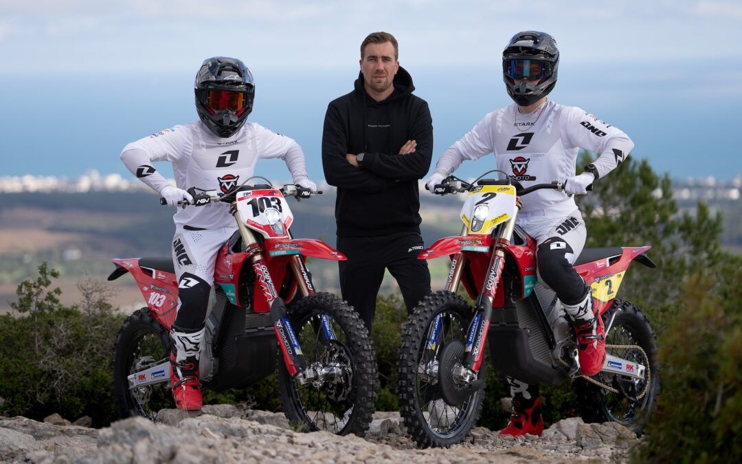 Stark entra en el Campeonato Mundial de EnduroGP con Marc Sans y David Herbreteau