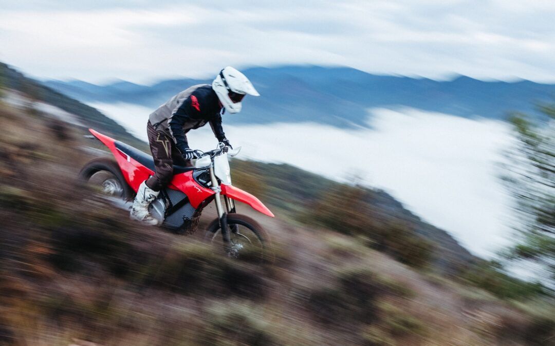 Las motos eléctricas de enduro podrán competir en el Mundial de EnduroGP