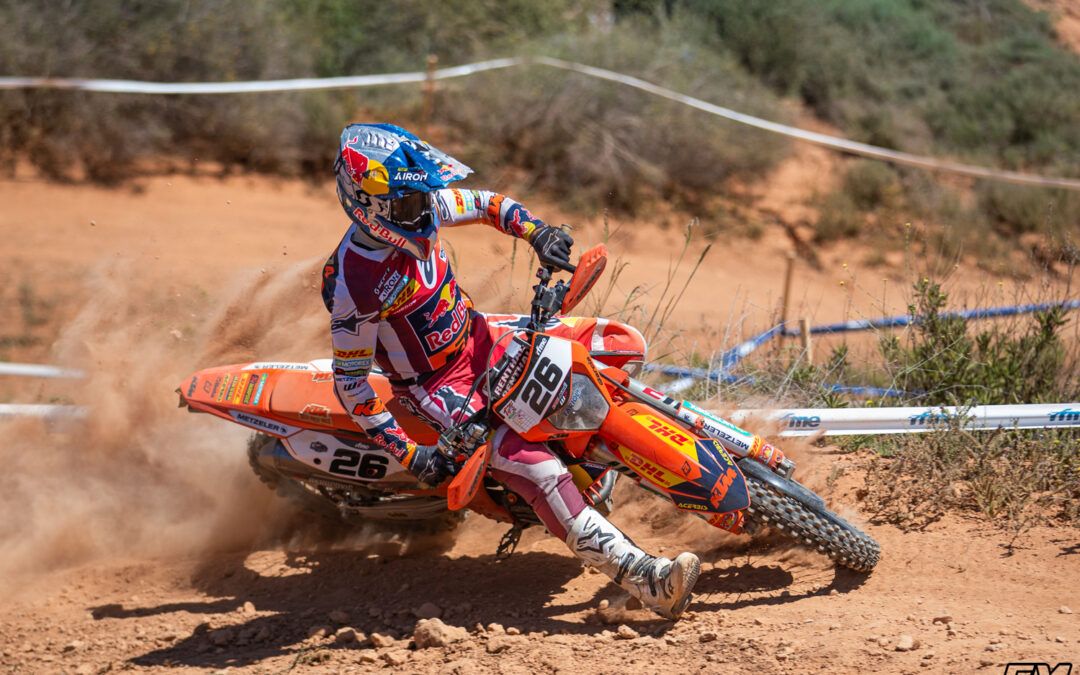 Josep García sigue imbatible en el CEE tras el Enduro de Antas