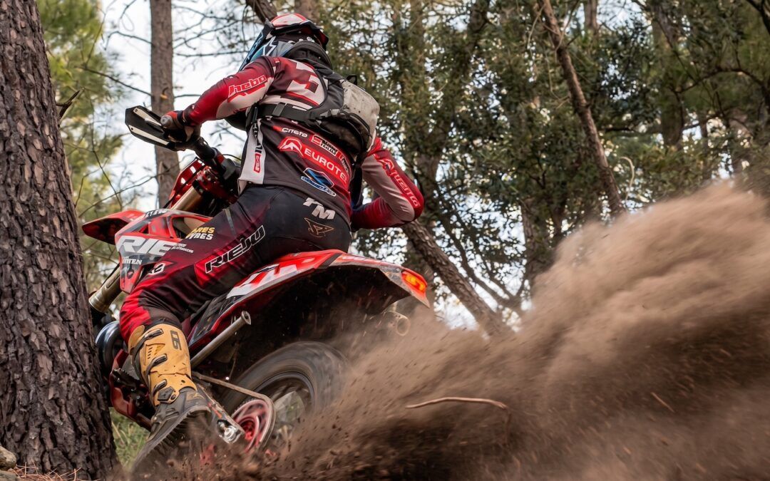 Francesc Moret y Eric Miquel superan un complicado Alestrem Hard Enduro