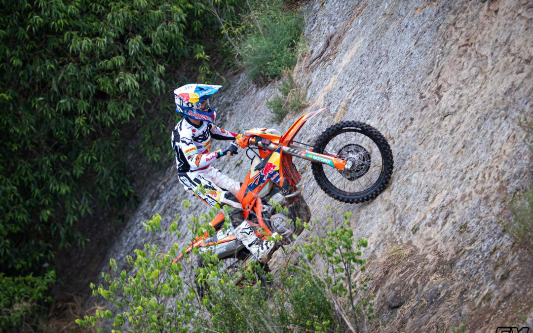 Josep García sale del EnduroGP de Oliana más líder del Mundial 2026