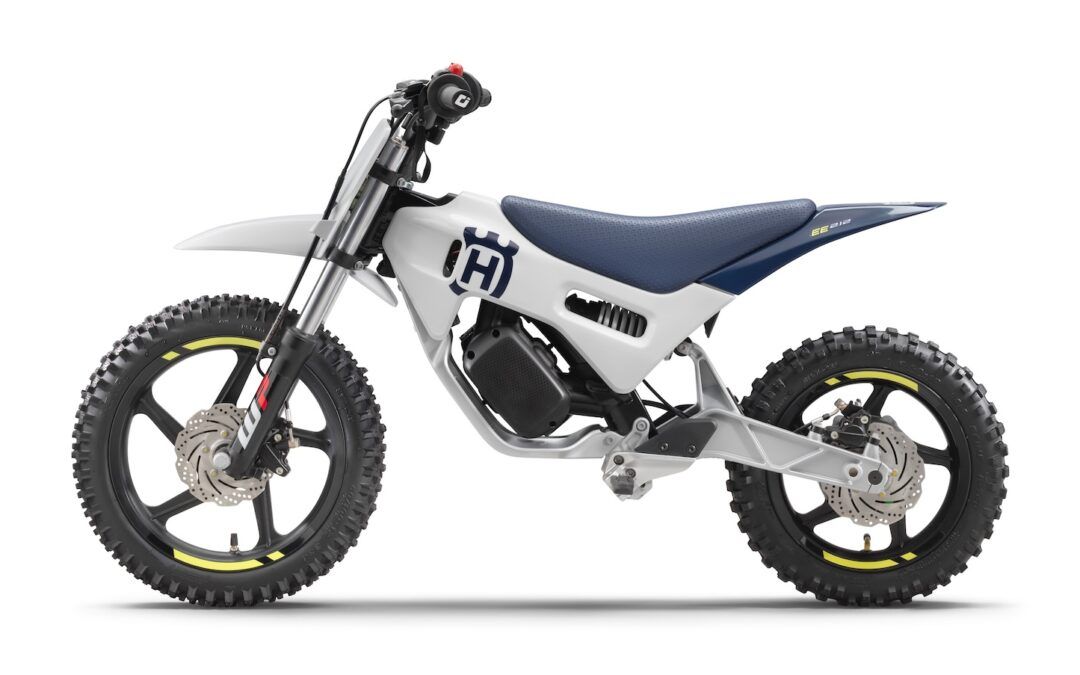 Husqvarna Mobility presenta su nueva minicross eléctrica EE 2.12